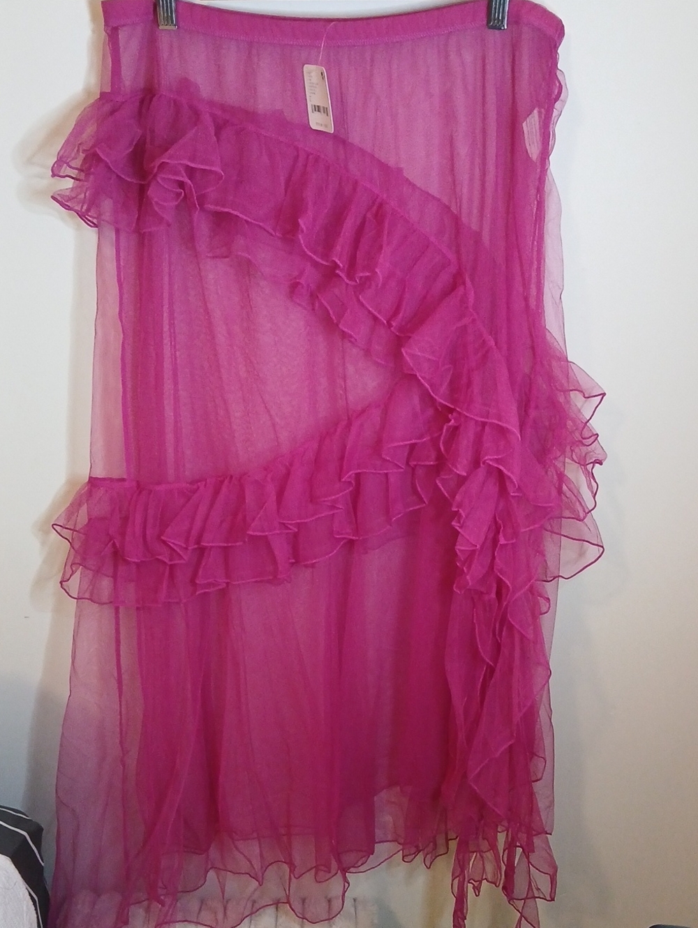 Free People  Ruffle Sheer Mesh Skirt Fuchsia Pink Size Large NWT